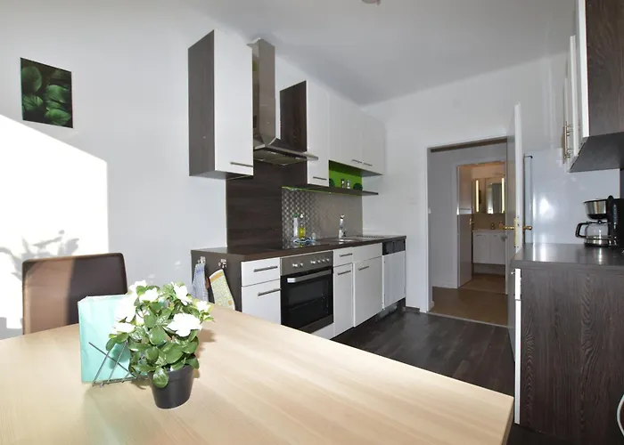 Perfekt Fuer Gruppen, 5 Einzelbetten * Graz